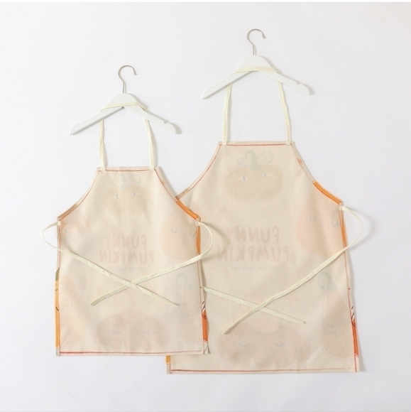 Mommy and Me Funny Pumpkin Aprons (NWOT) - Picture 6 of 6